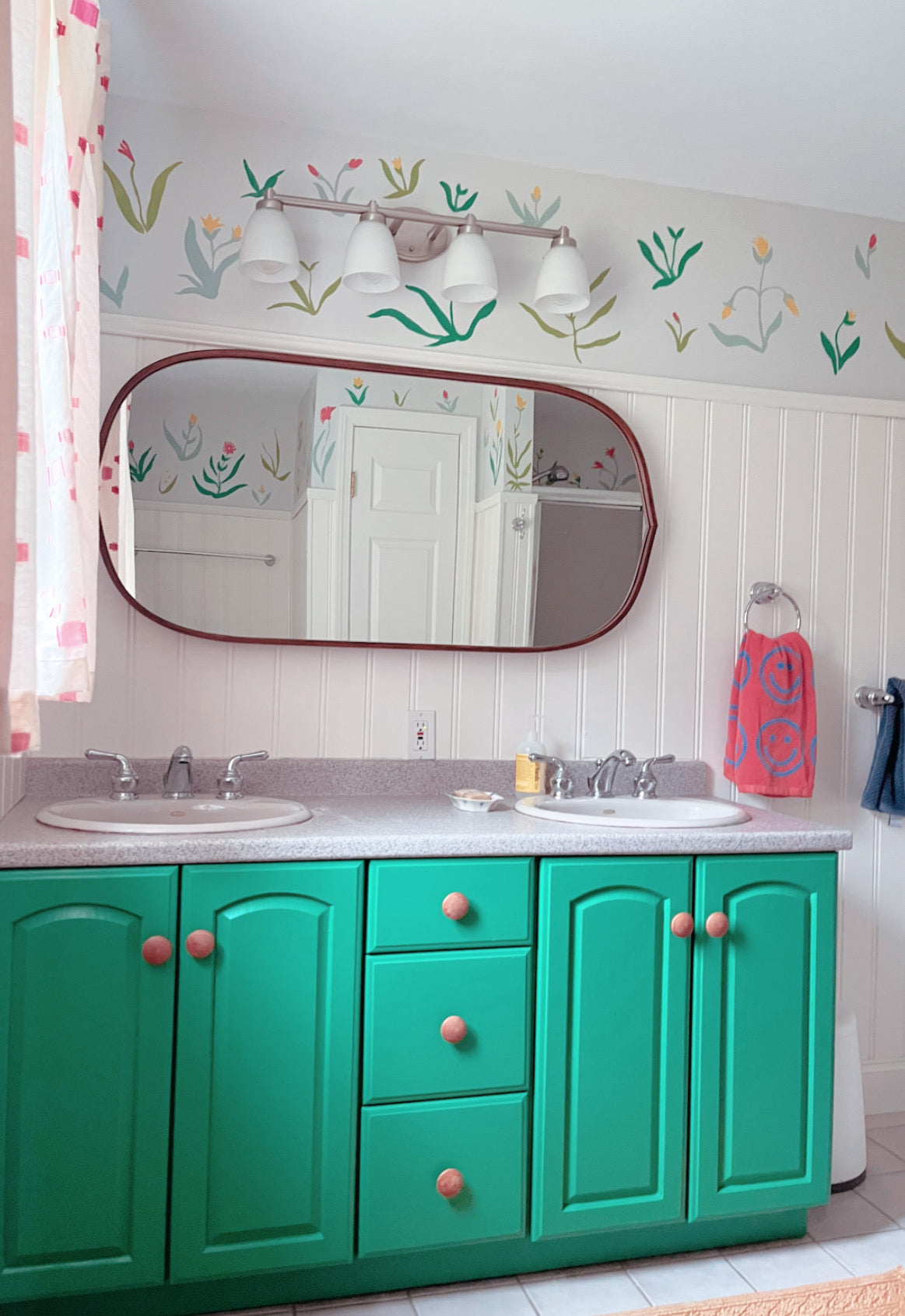 Bathroom Mural and Vanity Makeover